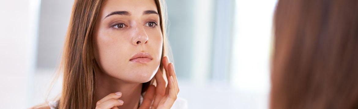 Why Your Skin Struggles in Early Spring and the Non-Toxic Serums that Can Help